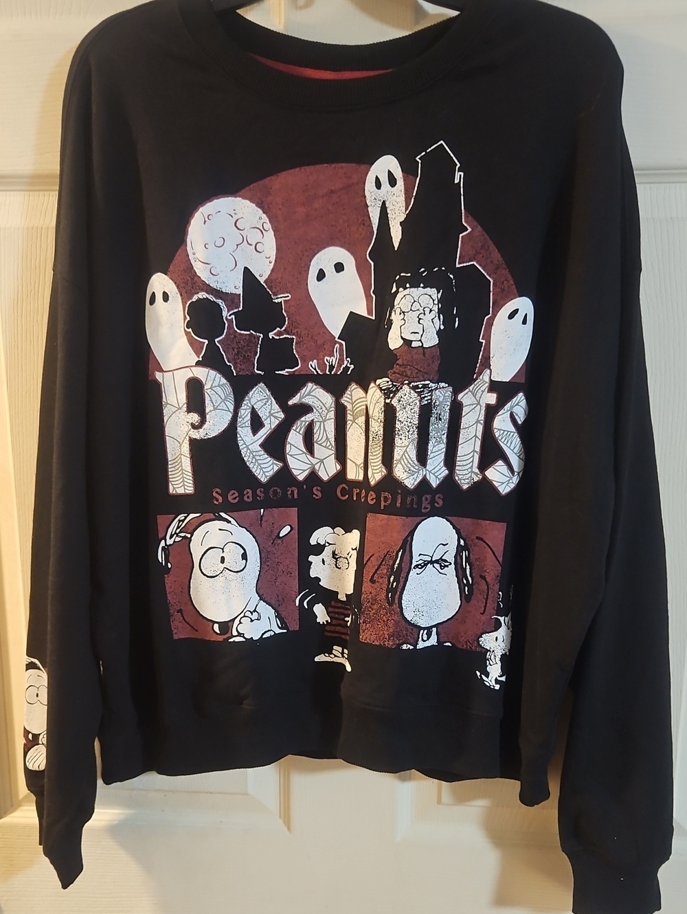 Peanuts Halloween Graphic Fleece Sweatshirt: BLACK: NEW WITH TAGS: XXL (20)